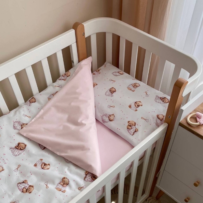 Set lenjerie de schimb pentru patut bebe 3 piese Mix ursulet roz (3)